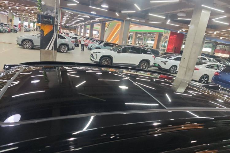 Used Nio ES7 2022 75 kWh Roof