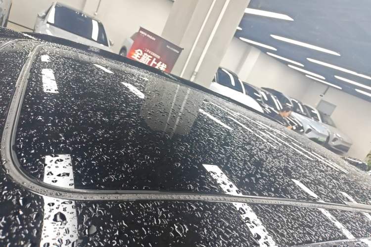 Used Nio ES7 2022 75 kWh Roof