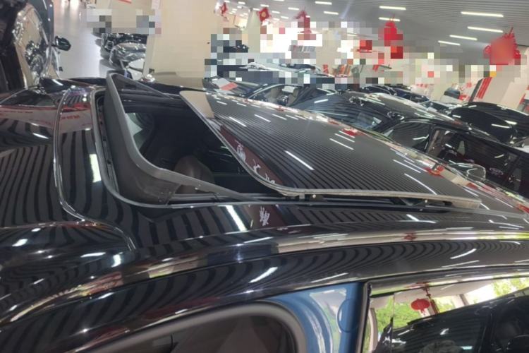 Used Nio ES7 2022 75 kWh Roof