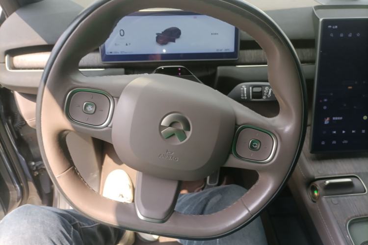Used Nio ES7 2022 100kWh First Edition Steering Wheel