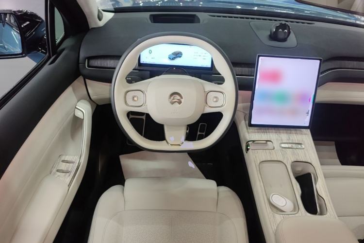 Used Nio ES7 2022 75 kWh Steering Wheel