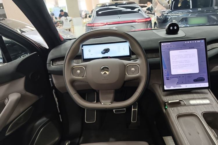 Used Nio ES7 2022 75 kWh Steering Wheel