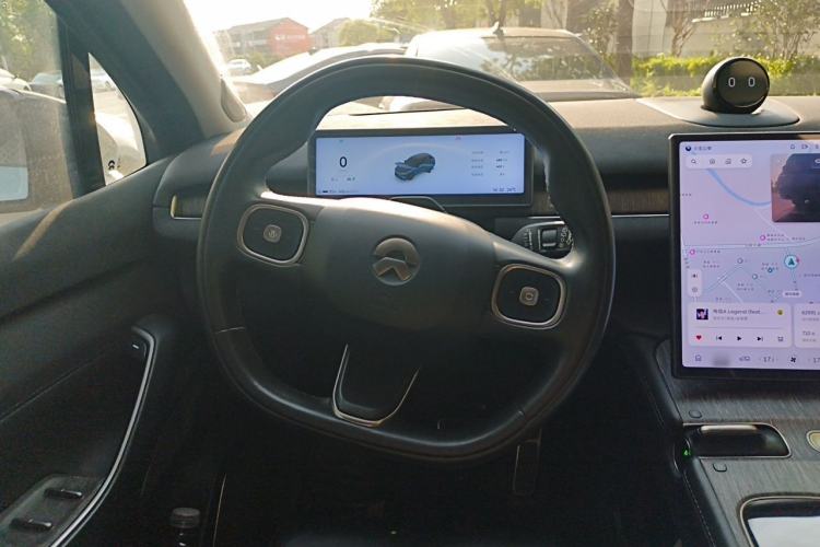 Used Nio ES7 2022 75 kWh Steering Wheel