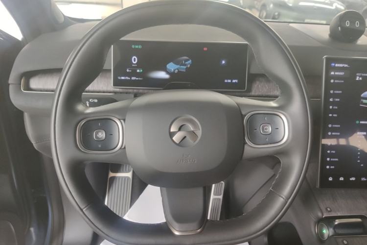 Used Nio ES7 2022 75 kWh Steering Wheel