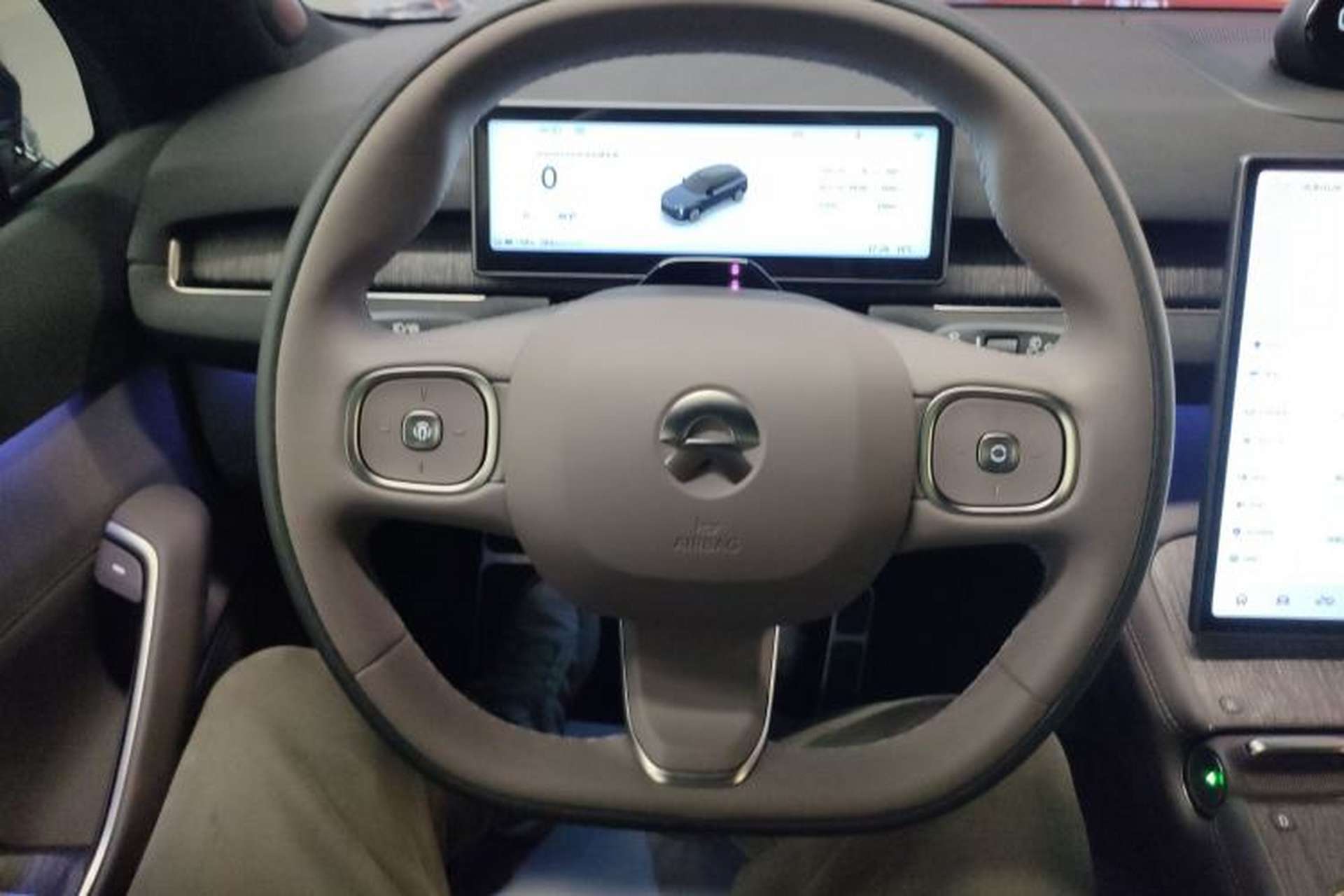 Used Nio ES7 2022 75 kWh Steering Wheel