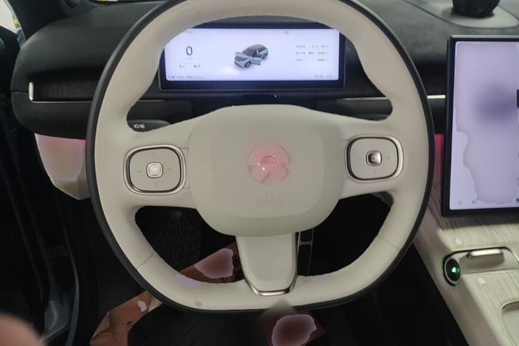 Used Nio ES7 2022 75 kWh Steering Wheel