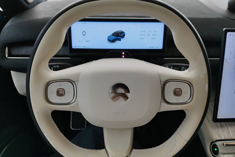 Used Nio ES7 2022 100kWh First Edition Steering Wheel
