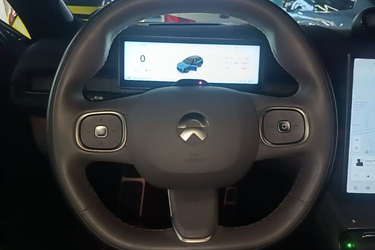 Used Nio ES7 2022 100 kWh Steering Wheel