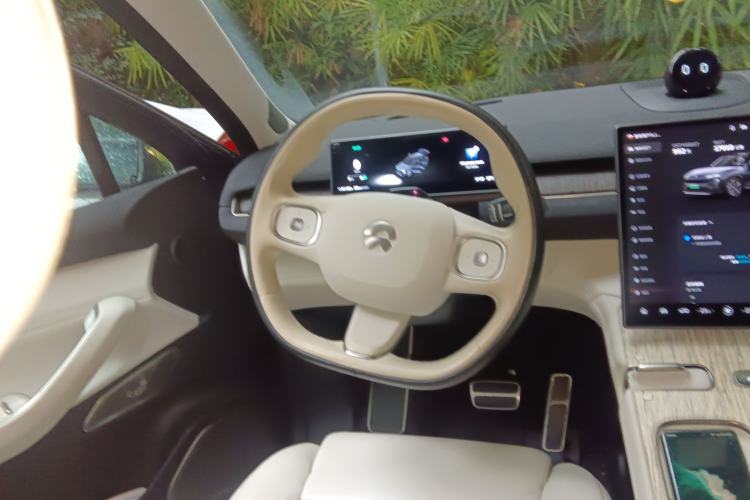 Used Nio ES7 2022 100kWh First Edition Steering Wheel