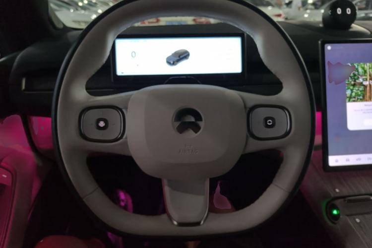 Used Nio ES7 2022 75 kWh Steering Wheel