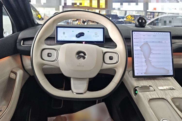 Used Nio ES7 2022 100kWh First Edition Steering Wheel