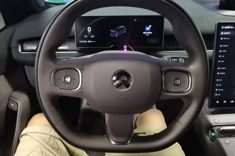 Used Nio ES7 2022 100kWh First Edition Steering Wheel
