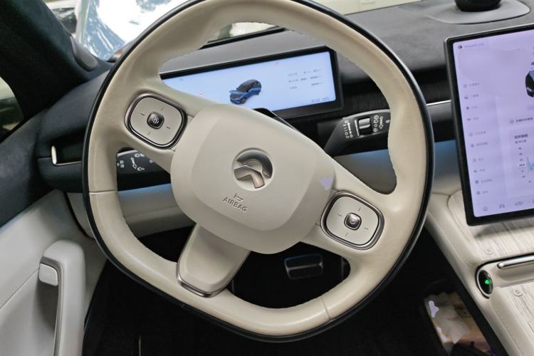 Used Nio ES7 2022 100kWh First Edition Steering Wheel