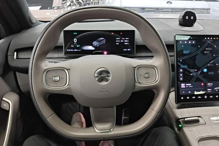 Used Nio ES7 2022 100kWh First Edition Steering Wheel