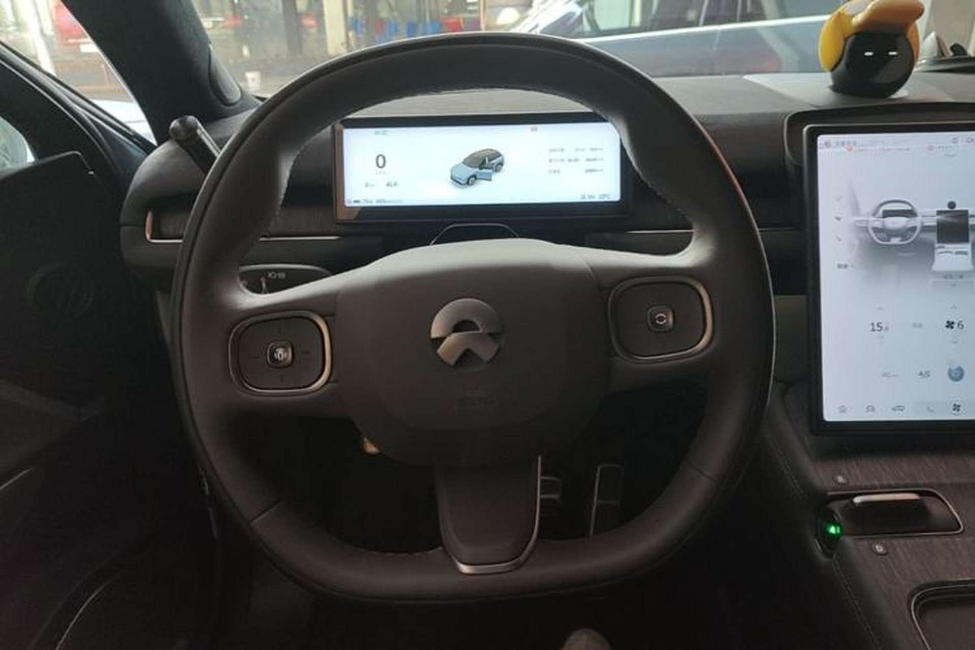 Used Nio ES7 2022 100 kWh Steering Wheel