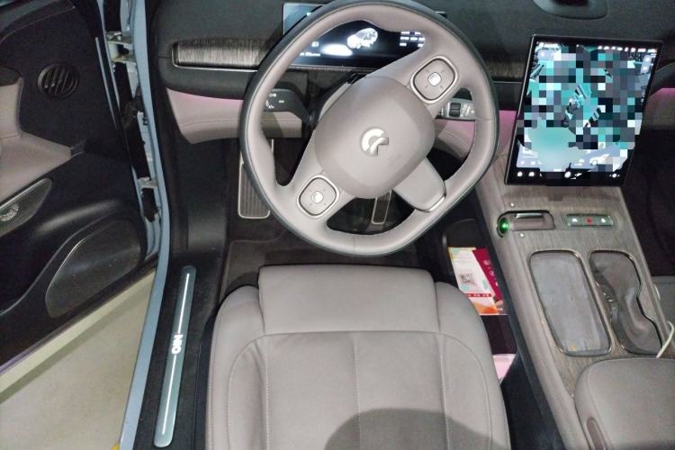 Used Nio ES7 2022 75 kWh Steering Wheel