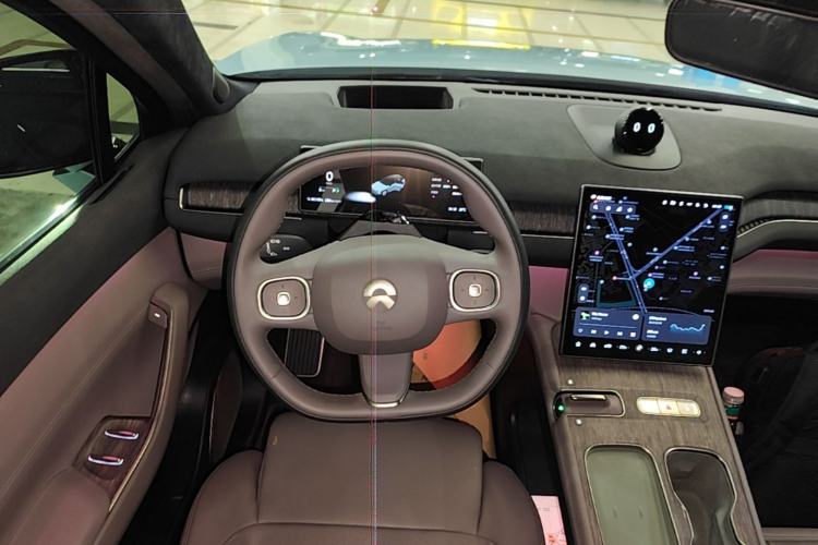 Used Nio ES7 2022 75 kWh Steering Wheel