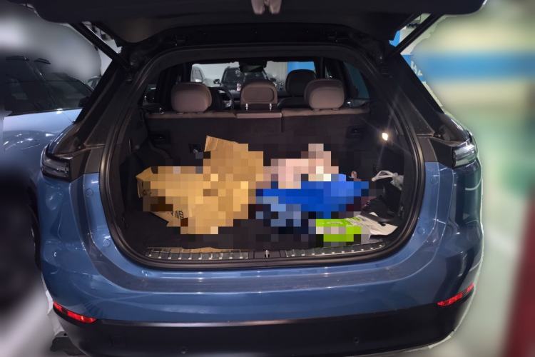 Used Nio ES7 2022 100kWh First Edition Trunk