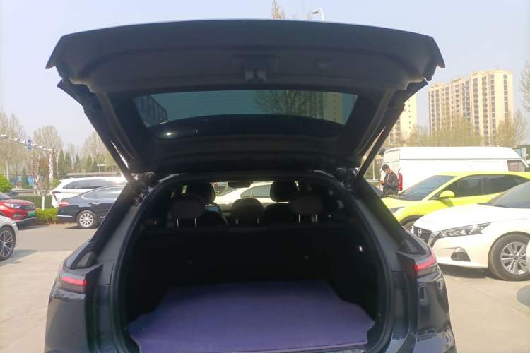 Used Nio ES7 2022 100kWh First Edition Trunk