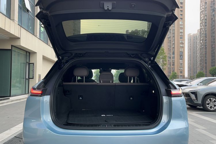 Used Nio ES7 2022 75 kWh Trunk