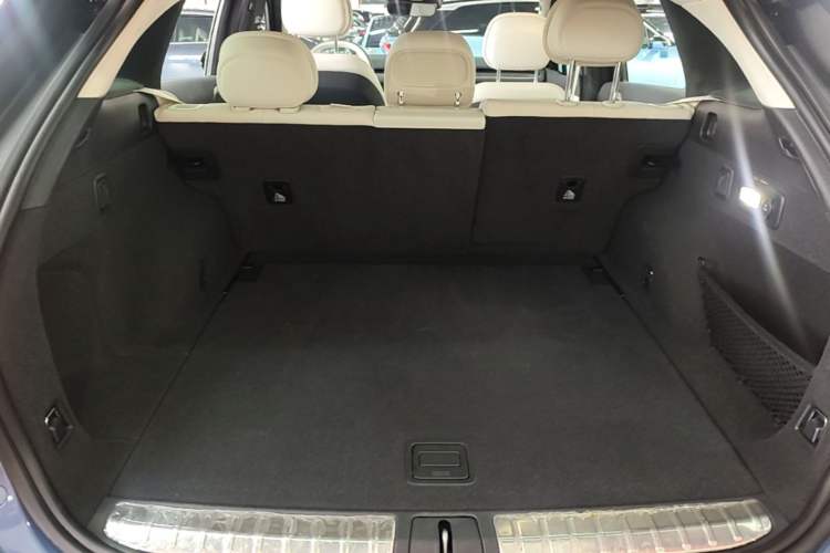 Used Nio ES7 2022 75 kWh Trunk