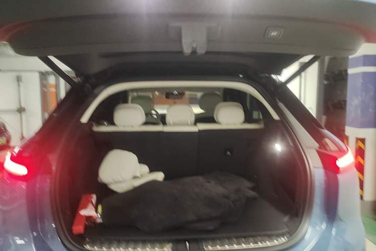 Used Nio ES7 2022 100kWh First Edition Trunk