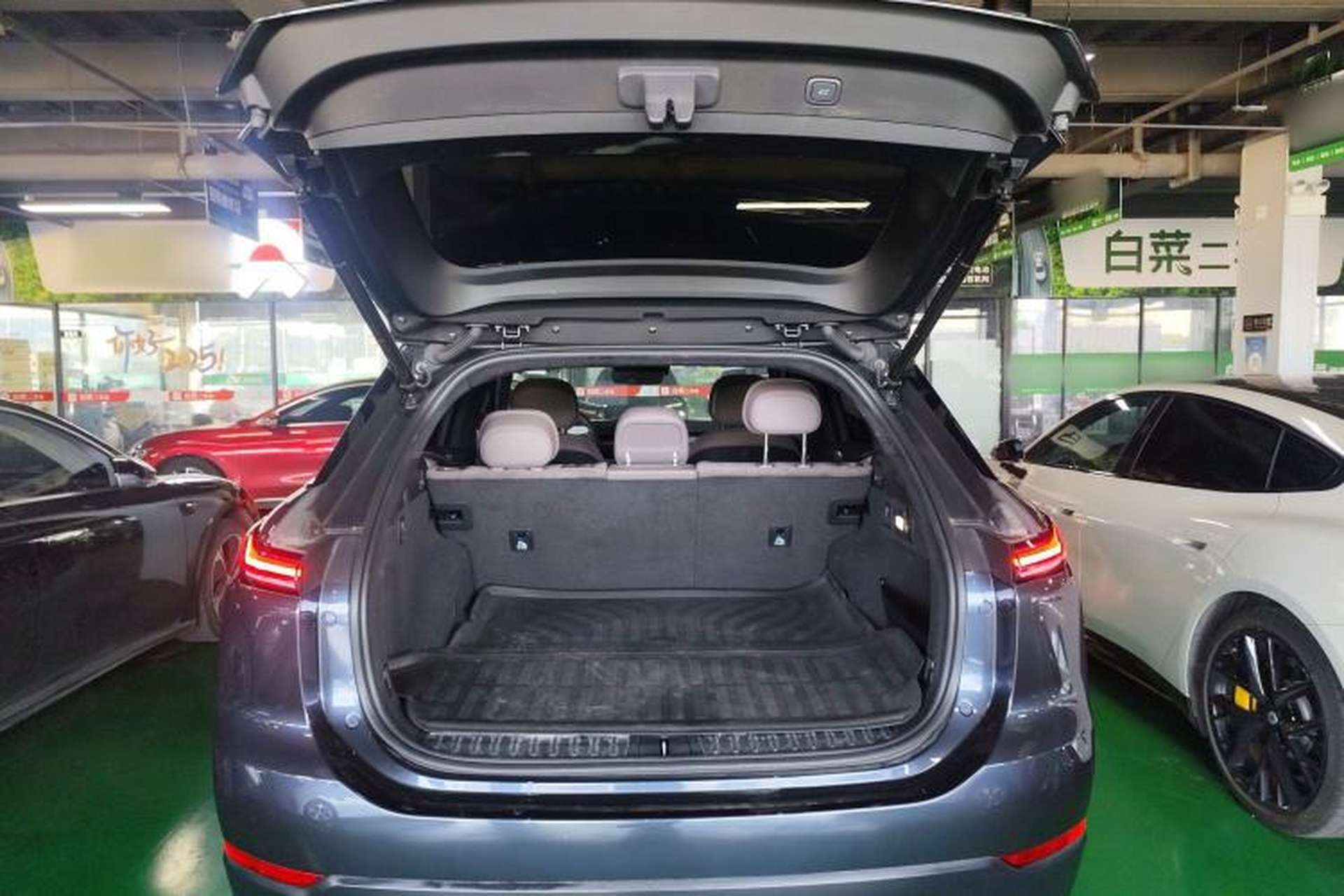Used Nio ES7 2022 100 kWh Trunk
