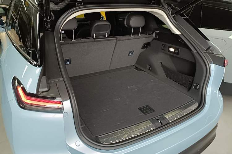 Used Nio ES7 2022 100kWh First Edition Trunk