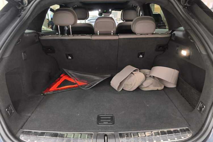 Used Nio ES7 2022 75 kWh Trunk