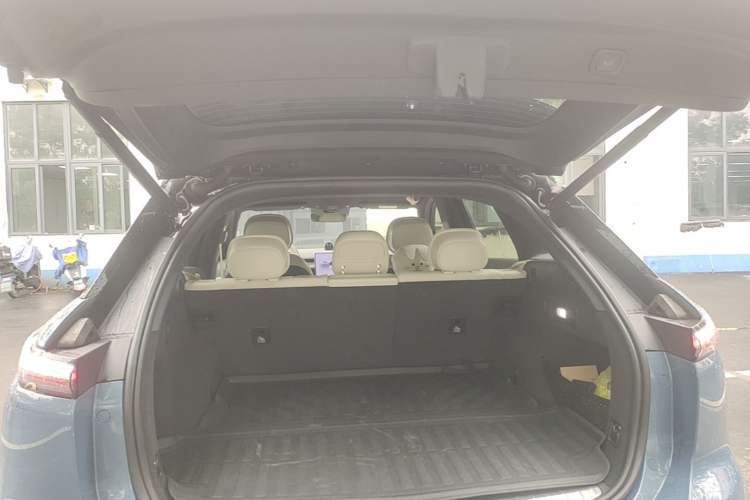 Used Nio ES7 2022 100kWh First Edition Trunk