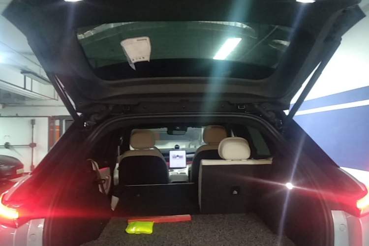 Used Nio ES7 2022 75 kWh Trunk