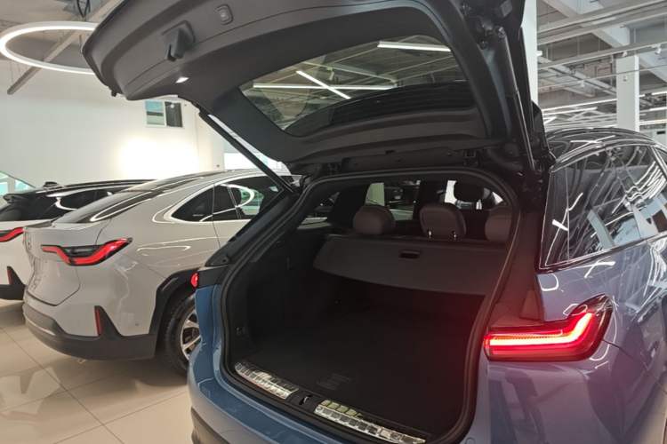 Used Nio ES7 2022 75 kWh Trunk
