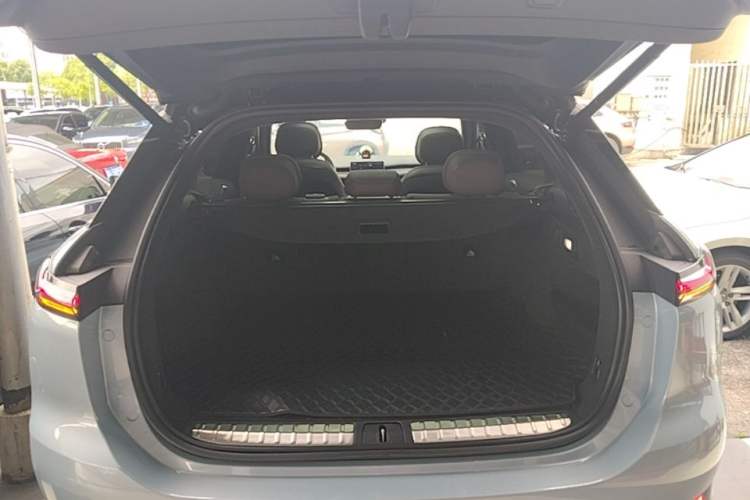 Used Nio ES7 2022 100kWh First Edition Trunk