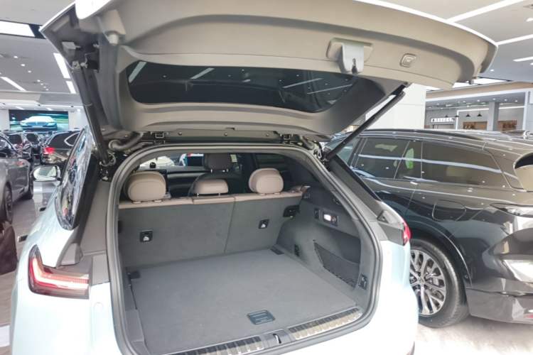 Used Nio ES7 2022 75 kWh Trunk