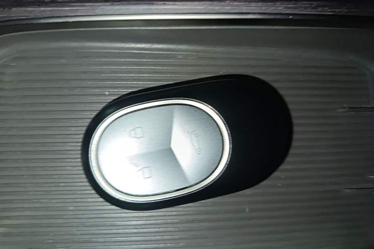 Used Nio ES7 2022 100kWh First Edition Vehicle Key