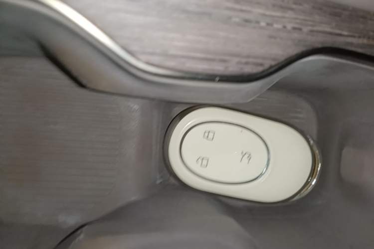 Used Nio ES7 2022 75 kWh Vehicle Key