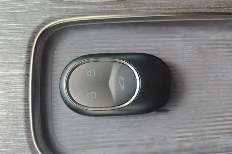 Used Nio ES7 2022 100kWh First Edition Vehicle Key