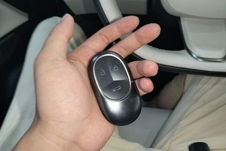 Used Nio ES7 2022 100kWh First Edition Vehicle Key