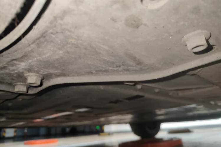 Used Nio ES7 2022 75 kWh Chassis Front Left