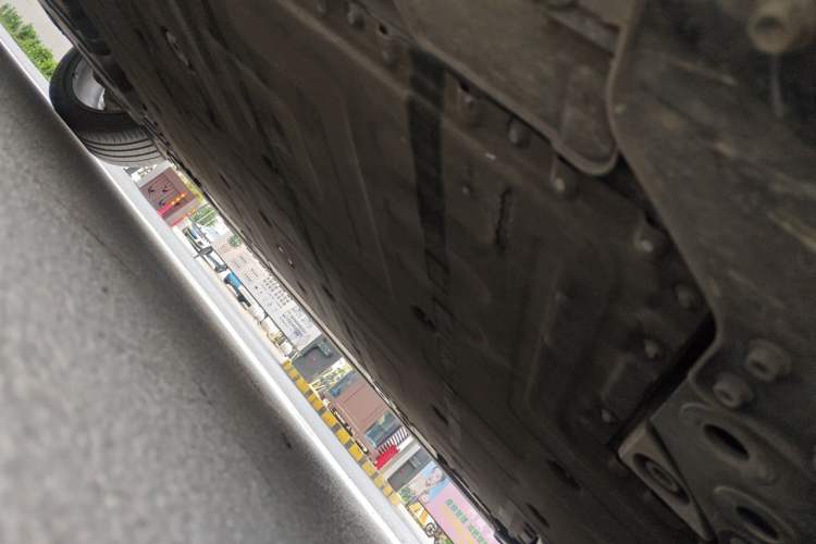 Used Nio ES7 2022 100 kWh Chassis Front Right