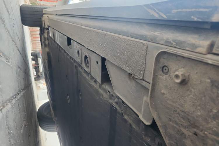 Used Nio ES7 2022 75 kWh Chassis Front Right