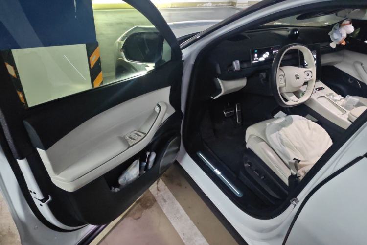 Used Nio ES7 2022 75 kWh Driver Seat