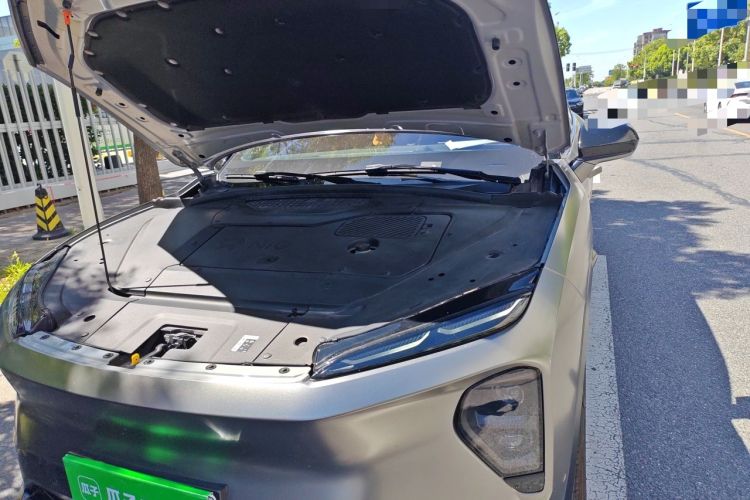Used Nio ES7 2022 75 kWh Engine Bay Left