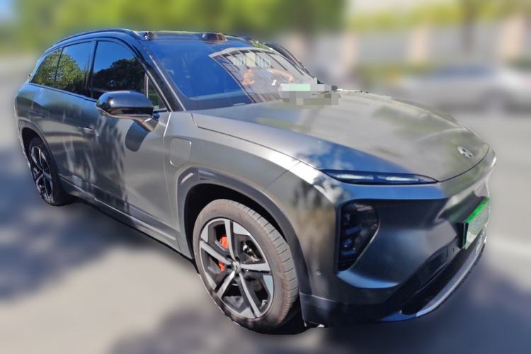 Used Nio ES7 2022 75 kWh Front Right 45 Deg
