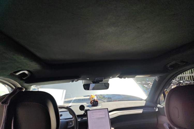 Used Nio ES7 2022 75 kWh Headliner