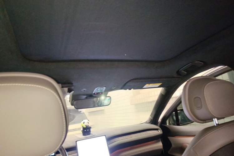 Used Nio ES7 2022 75 kWh Headliner