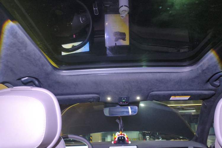 Used Nio ES7 2022 75 kWh Headliner