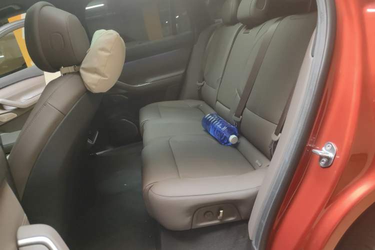 Used Nio ES7 2022 75 kWh Left Rear Seat