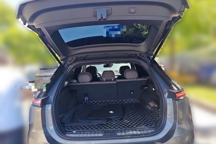 Used Nio ES7 2022 75 kWh Trunk