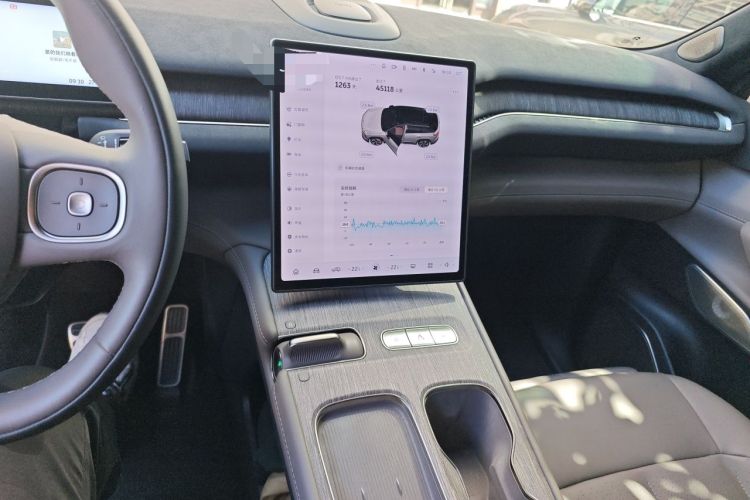 Used Nio ES7 2022 75 kWh Audio And AC Panel